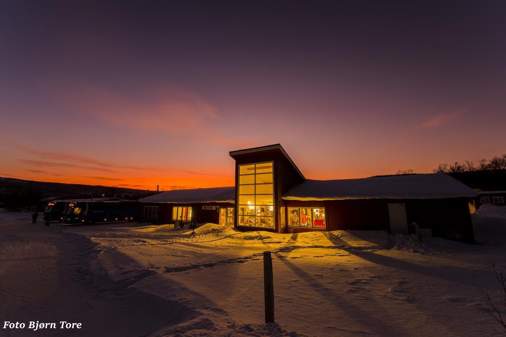 Olderfjord Turistsenter Hotel Russenes ภายนอก รูปภาพ